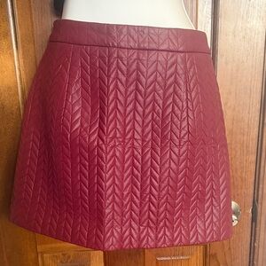Chic Quilted Mini Skirt in Deep Red